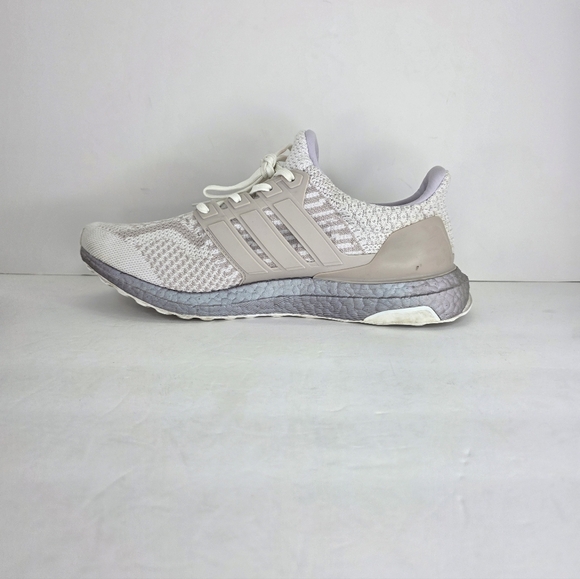 s-l400.jpg Adidas UltraBoost 5.0 DNA Womens White Ice Purple Running Trainer Shoes Size 10